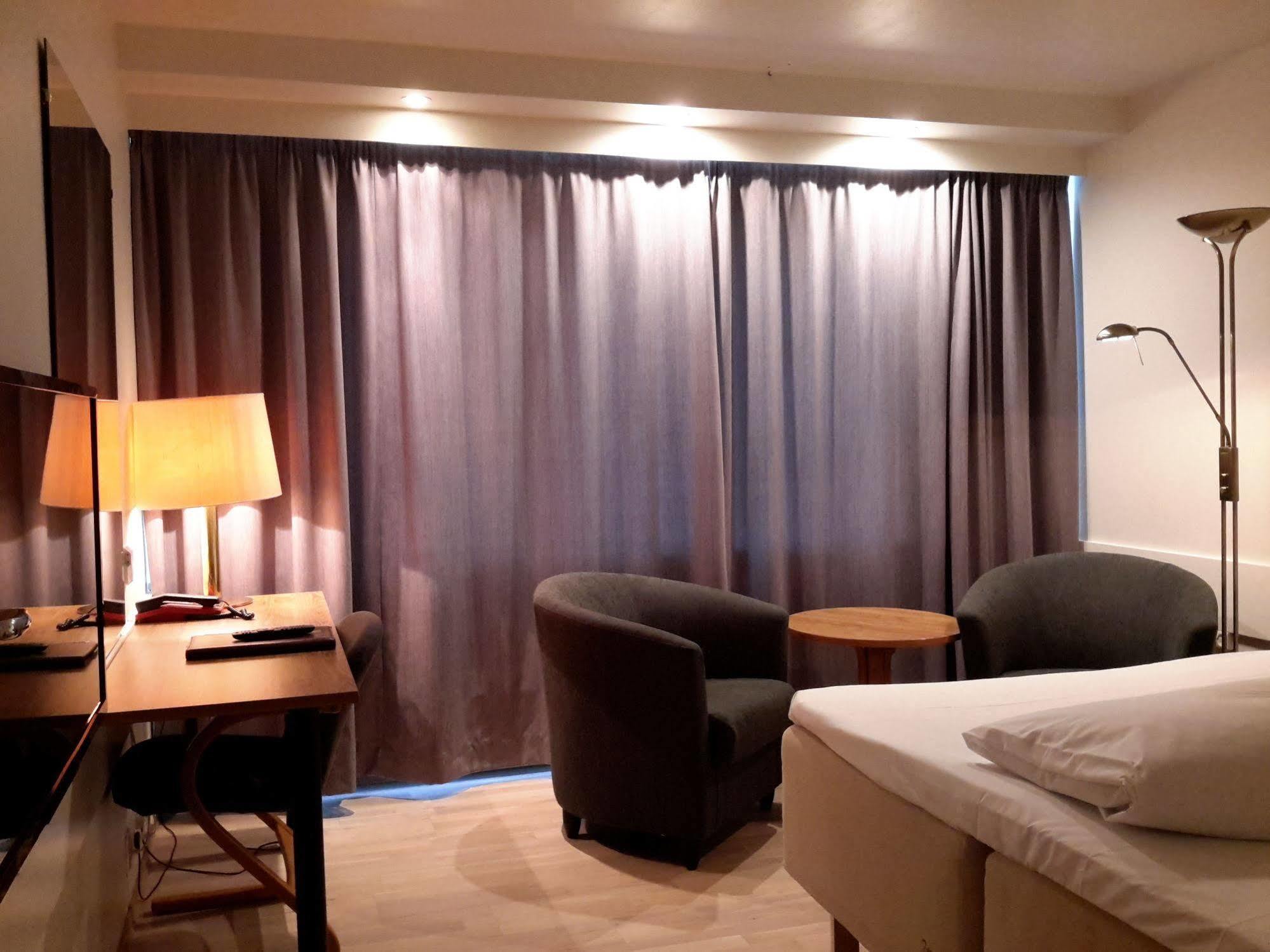 Volda Turisthotell エクステリア 写真